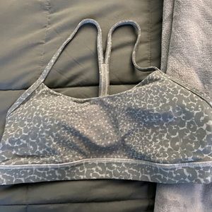 BNWOT Flow Y bra *Nulu